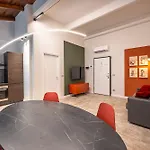Turin Apartments Апартаменты